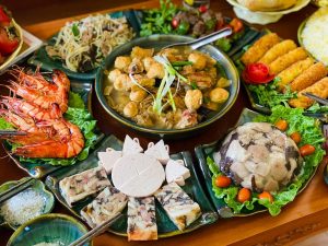 nấu tiệc tại nhà